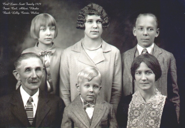 1929 Carl Scott Family.jpg